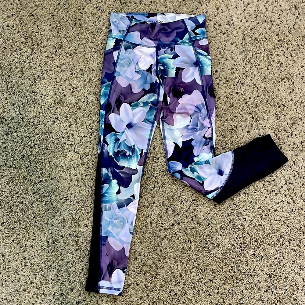 Never Worn! Leggings